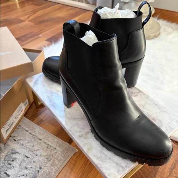 Christian Louboutin 70mm Marchacroche Leather Chelsea Booties - Picture 9 of 9